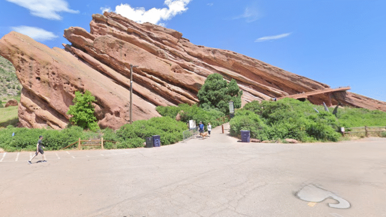 how to get to red rocks park and amphitheatre